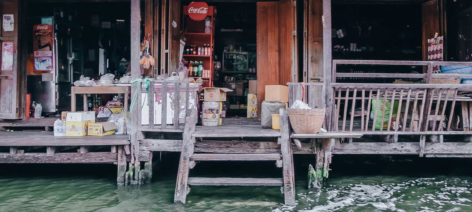 Provision Shop On the Water. Thonburi, Bangkok
